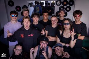 20250515_174128070_iOS